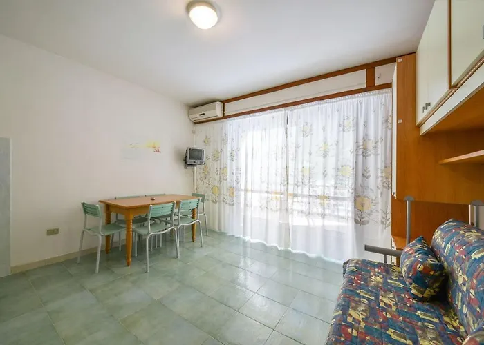 Julia Апарт-отель Пескичи